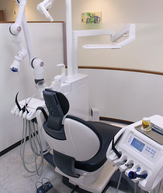 シロナ社「水清浄システム」搭載歯科診療ユニット「SINIUS」